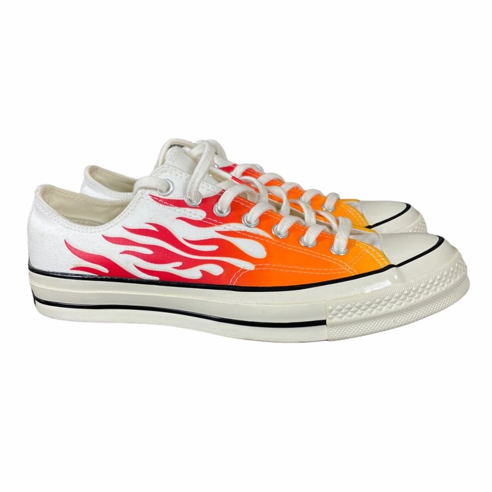 Converse Chuck 70 Low Flames Unisex Sneakers - Picture 1 of 11